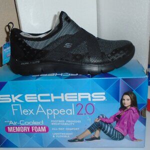 NEW SKECHERS FLEX APPEAL NEW IMAGE MEMORY FOAM WALKING SHOES 12752 WOMENS SZ 10